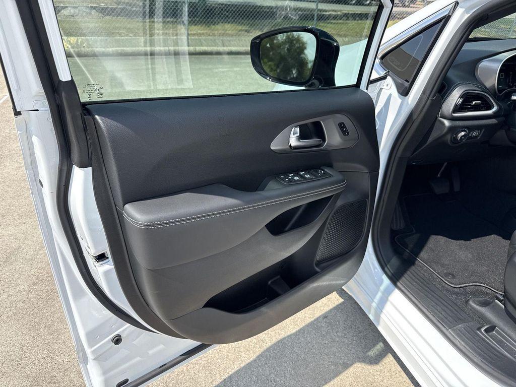 new 2026 Chrysler Pacifica car, priced at $38,835
