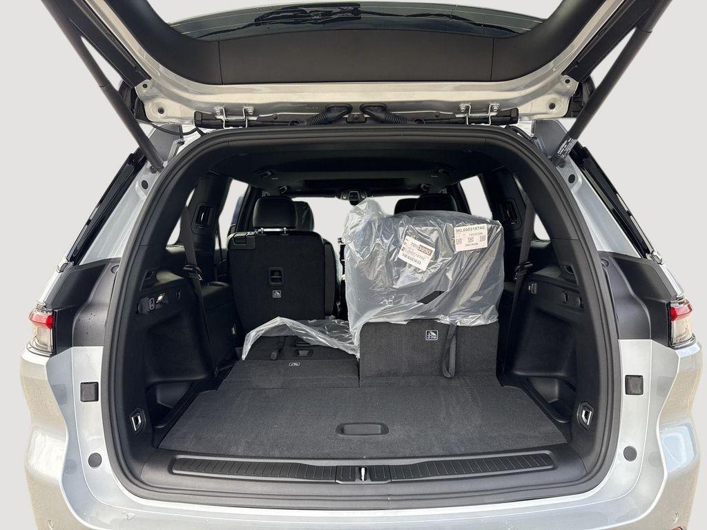 new 2025 Jeep Grand Cherokee L car, priced at $41,936