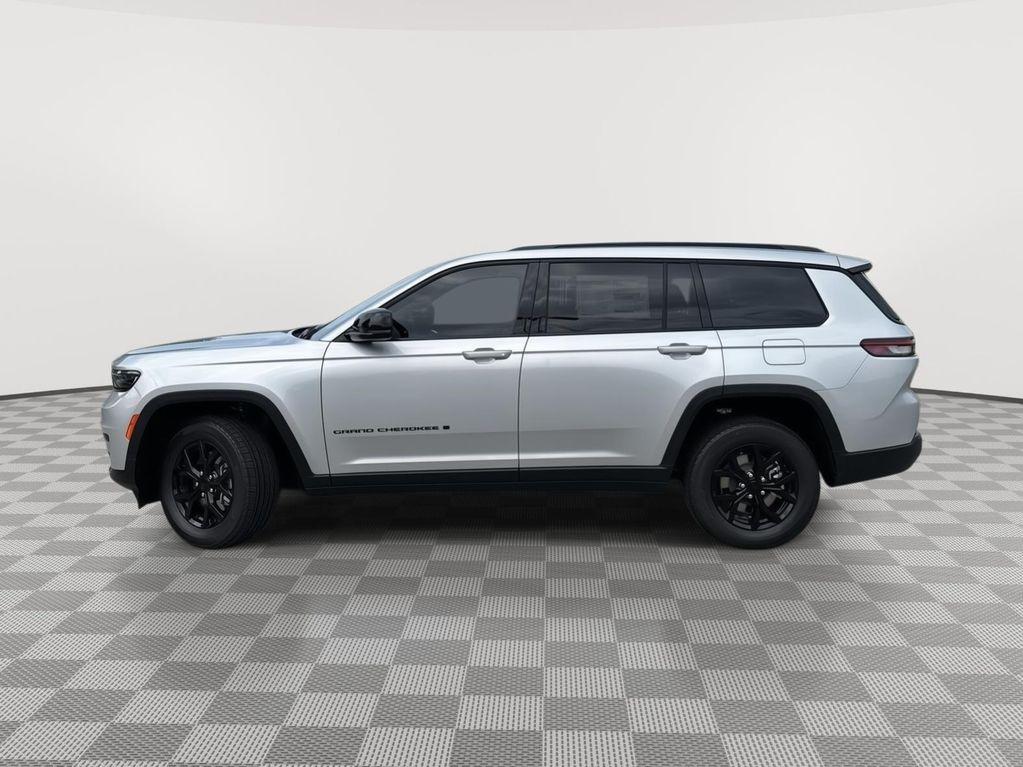 new 2025 Jeep Grand Cherokee L car, priced at $41,936