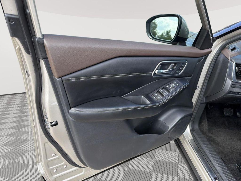 used 2023 Nissan Rogue car, priced at $25,924