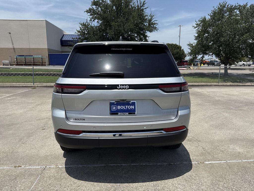new 2025 Jeep Grand Cherokee car, priced at $33,948