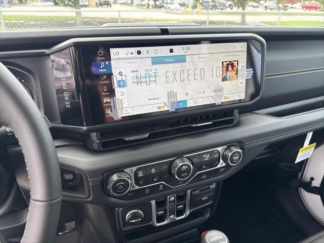 new 2025 Jeep Gladiator car, priced at $42,288