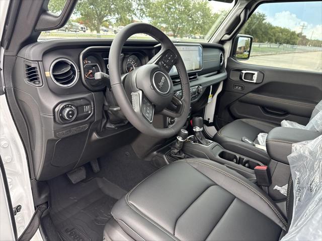 new 2025 Jeep Gladiator car, priced at $42,288