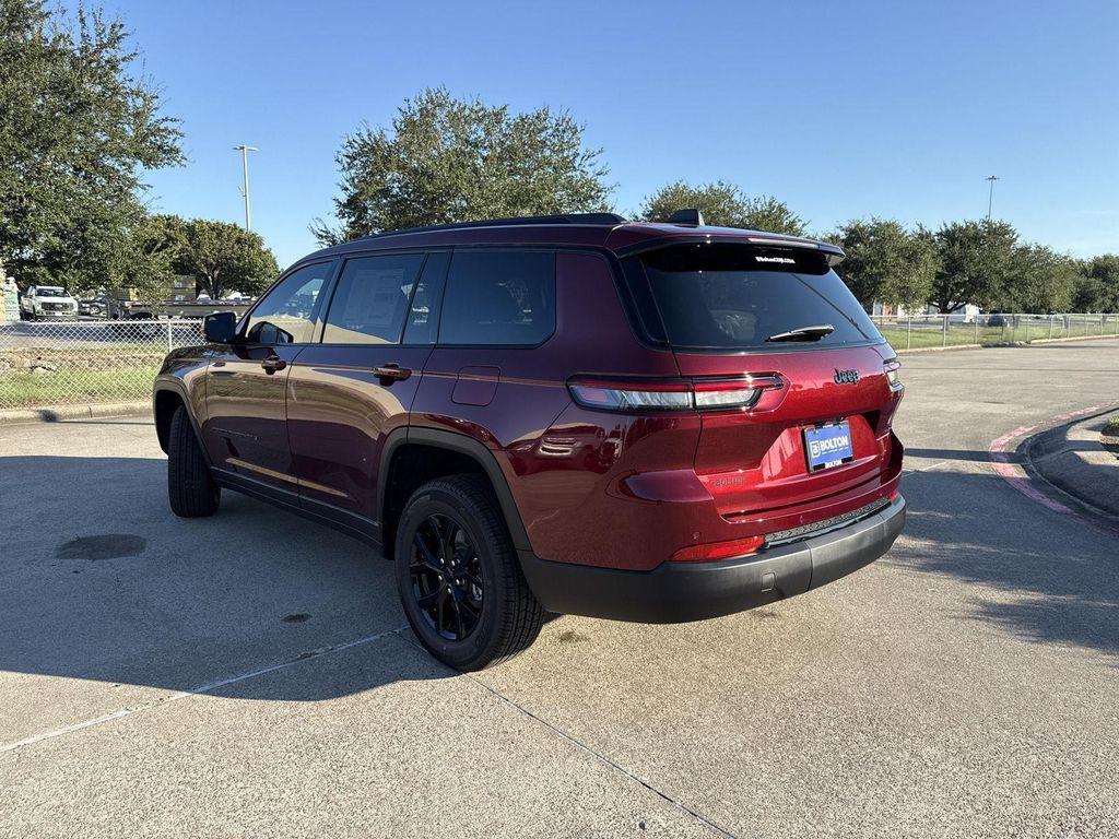 new 2025 Jeep Grand Cherokee L car, priced at $39,476