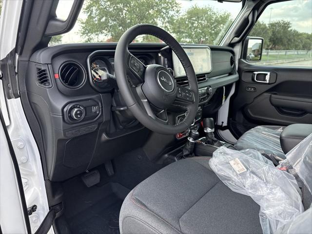 new 2025 Jeep Gladiator car, priced at $48,126