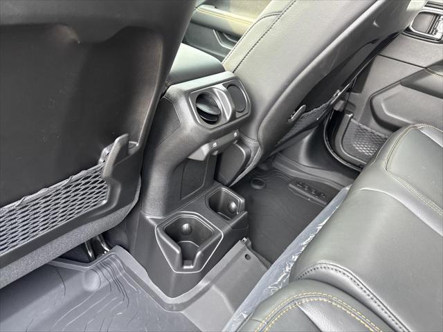 new 2025 Jeep Gladiator car, priced at $39,453