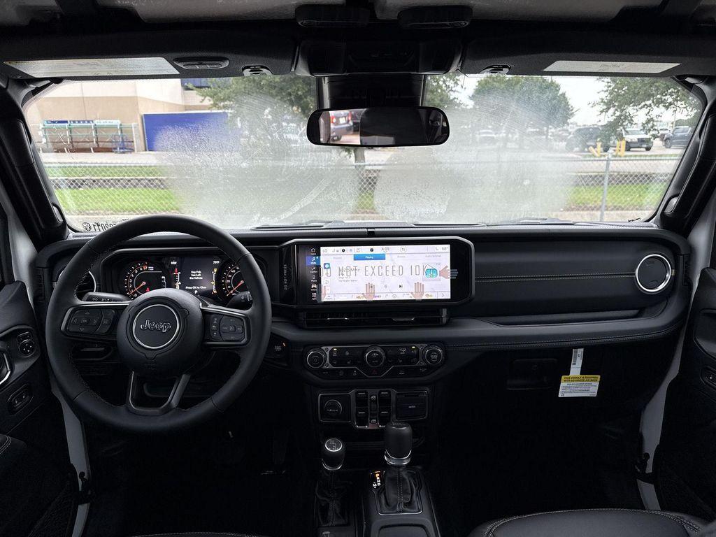 new 2025 Jeep Gladiator car, priced at $38,588