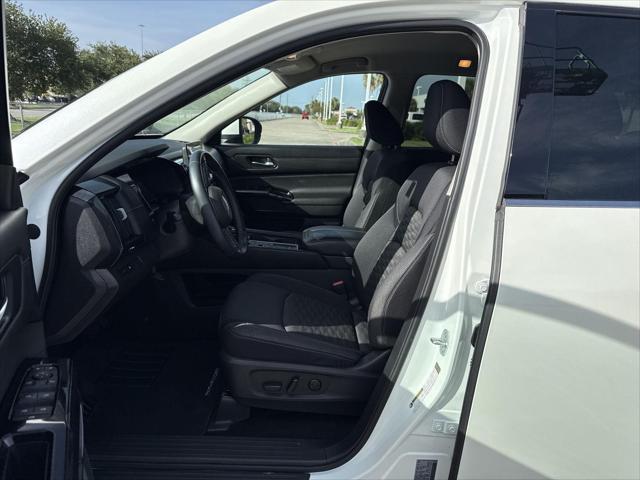 used 2022 Nissan Pathfinder car, priced at $24,287