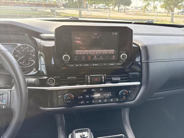 used 2022 Nissan Pathfinder car, priced at $24,287