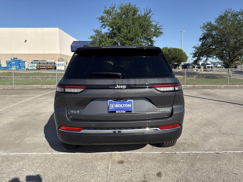 new 2025 Jeep Grand Cherokee car, priced at $34,885