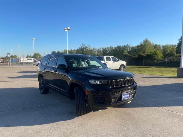 new 2024 Jeep Grand Cherokee L car, priced at $43,037