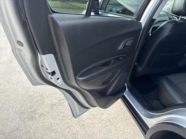 used 2022 Chevrolet Trax car, priced at $17,826