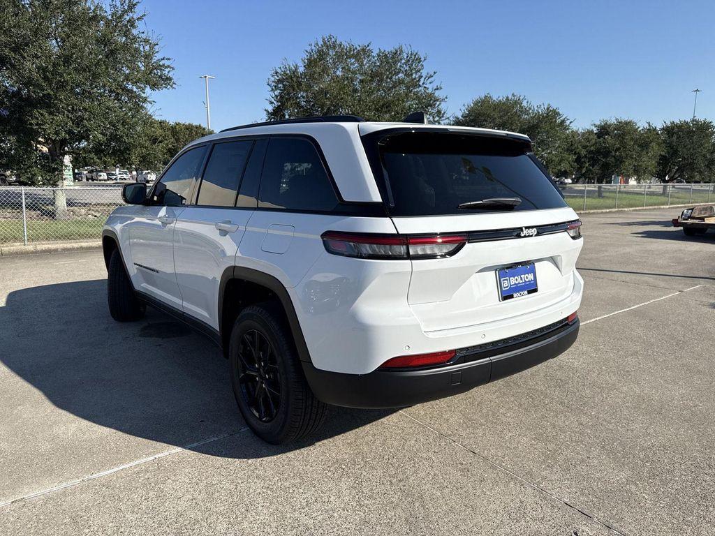 new 2025 Jeep Grand Cherokee car, priced at $36,730