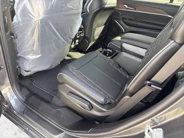 new 2025 Jeep Grand Cherokee L car, priced at $58,451
