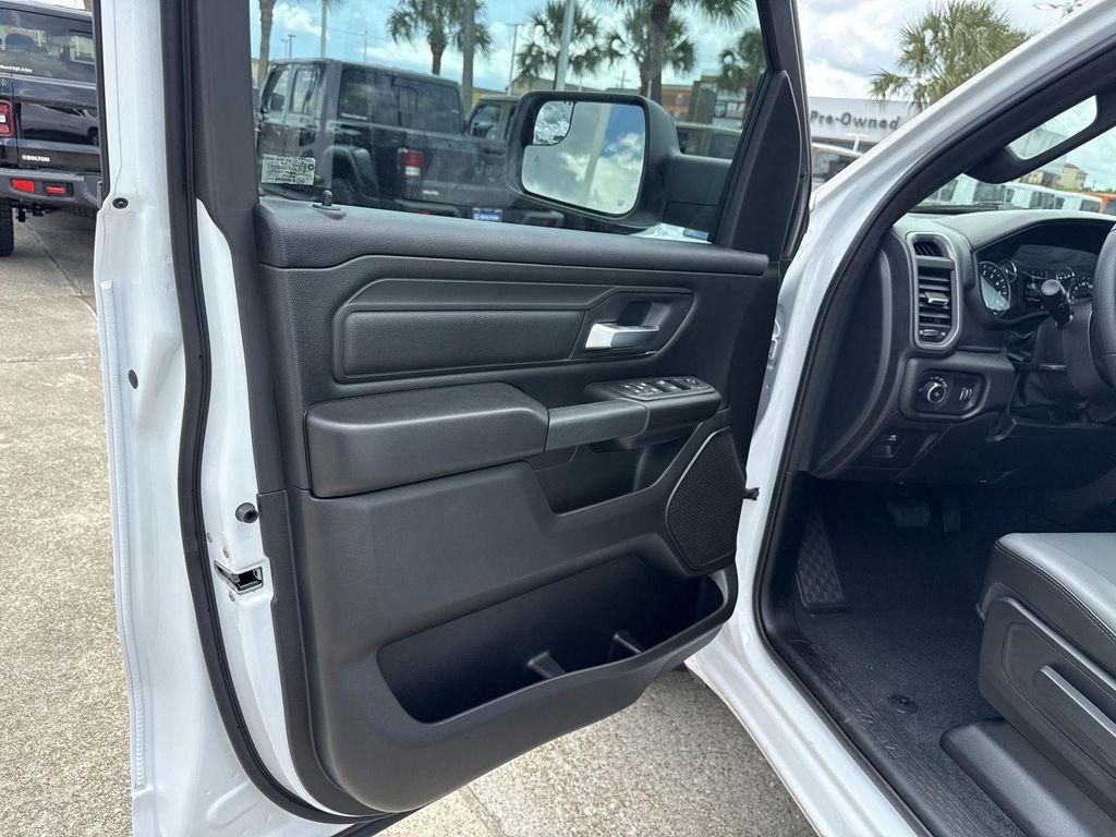 new 2025 Ram 1500 car, priced at $35,868
