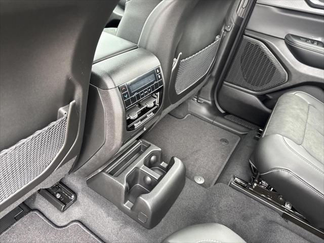 new 2025 Jeep Grand Cherokee L car, priced at $37,776