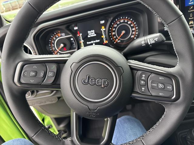 new 2025 Jeep Gladiator car, priced at $39,453