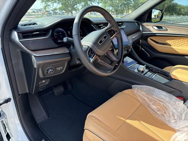 new 2025 Jeep Grand Cherokee L car, priced at $58,915