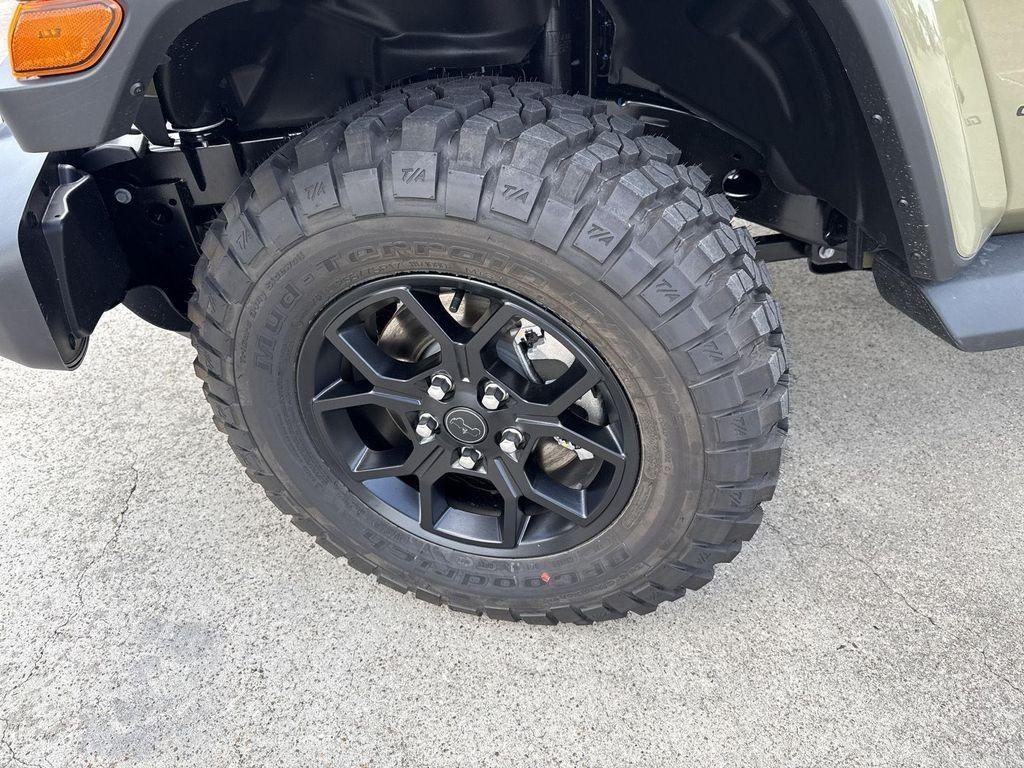 new 2025 Jeep Gladiator car, priced at $44,410