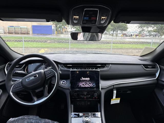 new 2025 Jeep Grand Cherokee car, priced at $38,116