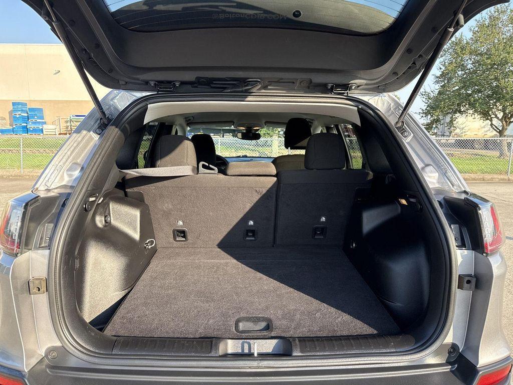 used 2021 Jeep Cherokee car, priced at $16,545