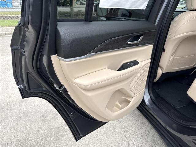 new 2025 Jeep Grand Cherokee car, priced at $41,995
