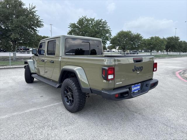 new 2025 Jeep Gladiator car, priced at $39,453