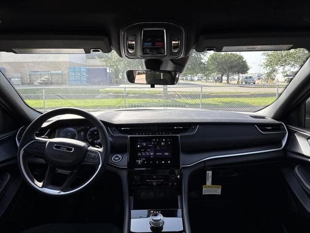 new 2025 Jeep Grand Cherokee car, priced at $34,798