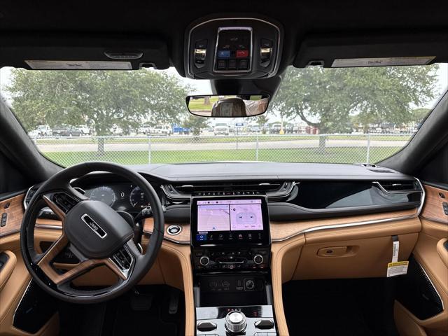new 2025 Jeep Grand Cherokee L car, priced at $59,674