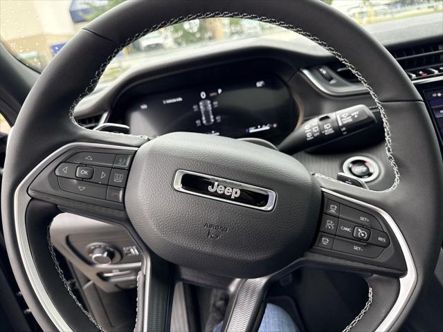 new 2025 Jeep Grand Cherokee car, priced at $36,997