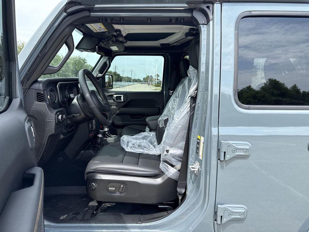 new 2025 Jeep Wrangler car, priced at $96,231