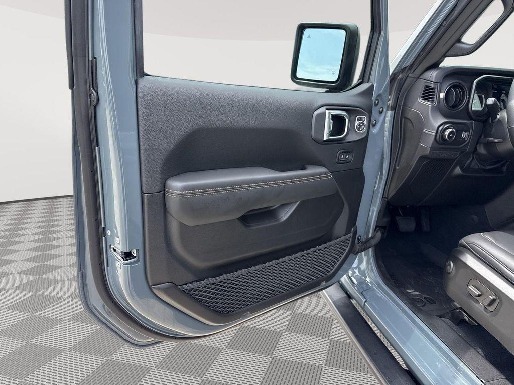 new 2025 Jeep Wrangler car, priced at $96,731