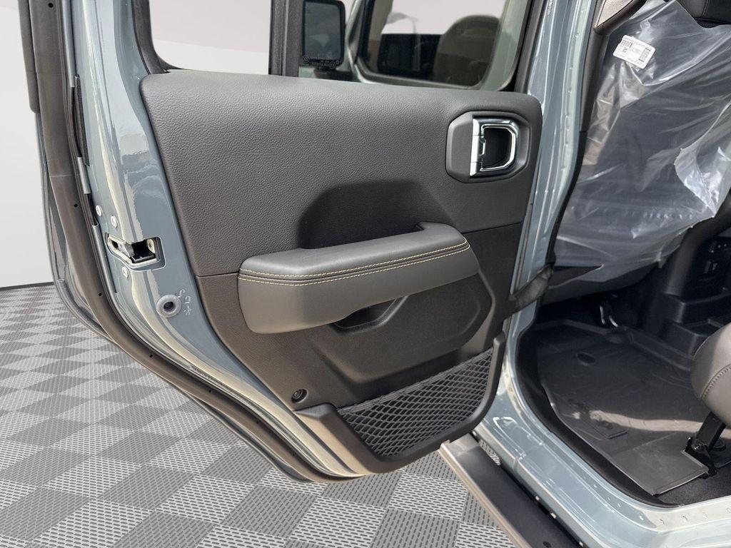 new 2025 Jeep Wrangler car, priced at $96,731