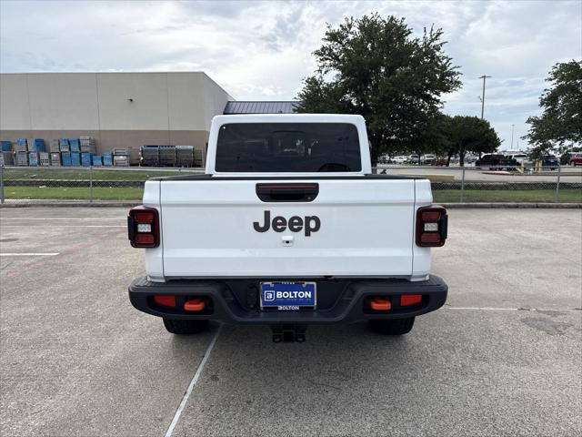 new 2025 Jeep Gladiator car, priced at $47,526