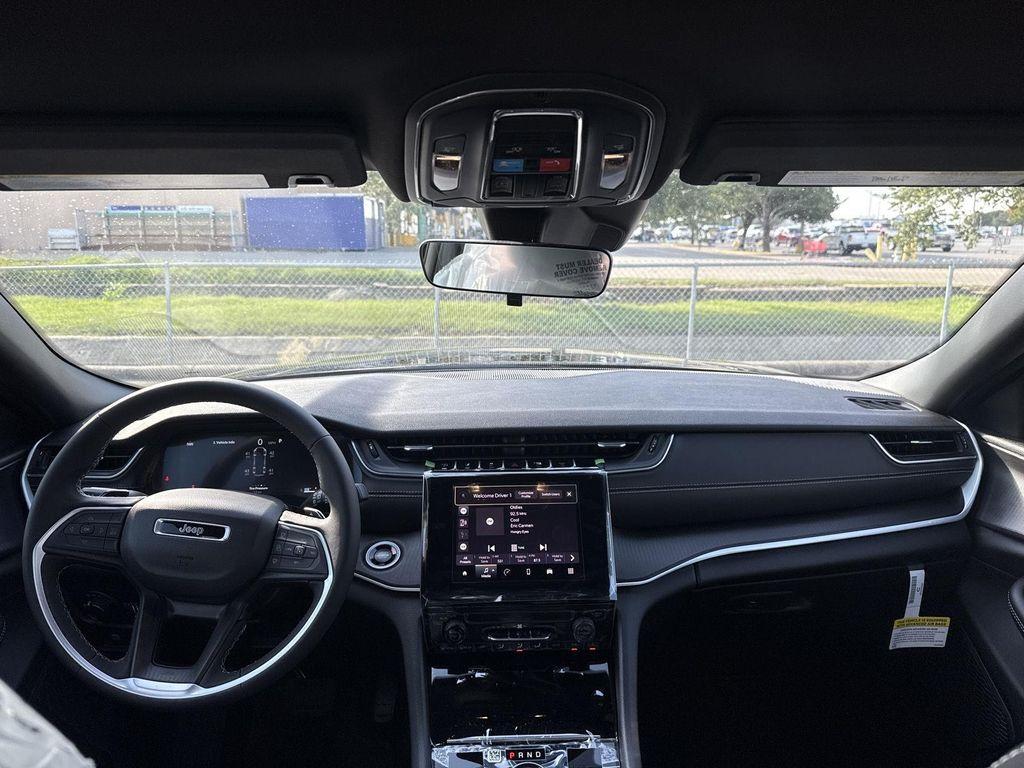 new 2025 Jeep Grand Cherokee L car, priced at $34,832