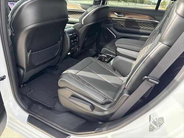 new 2025 Jeep Grand Cherokee L car, priced at $57,915