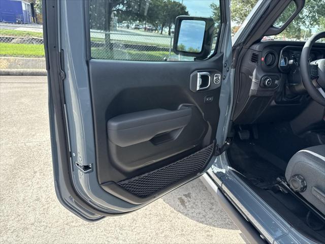 new 2025 Jeep Wrangler car, priced at $52,018