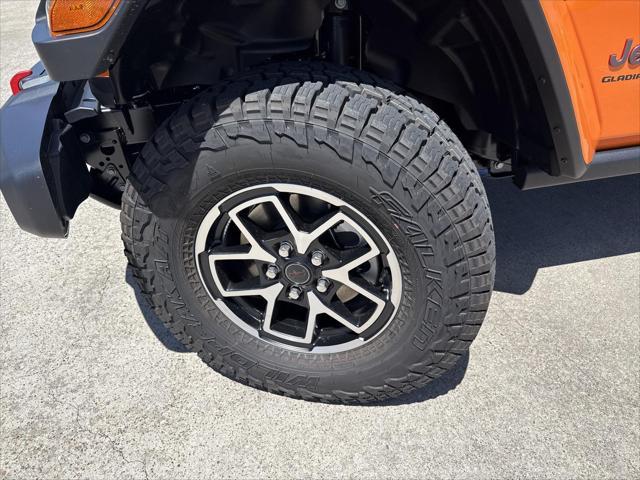 new 2025 Jeep Gladiator car, priced at $48,932