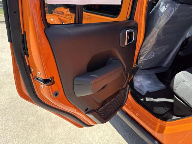new 2025 Jeep Gladiator car, priced at $48,932