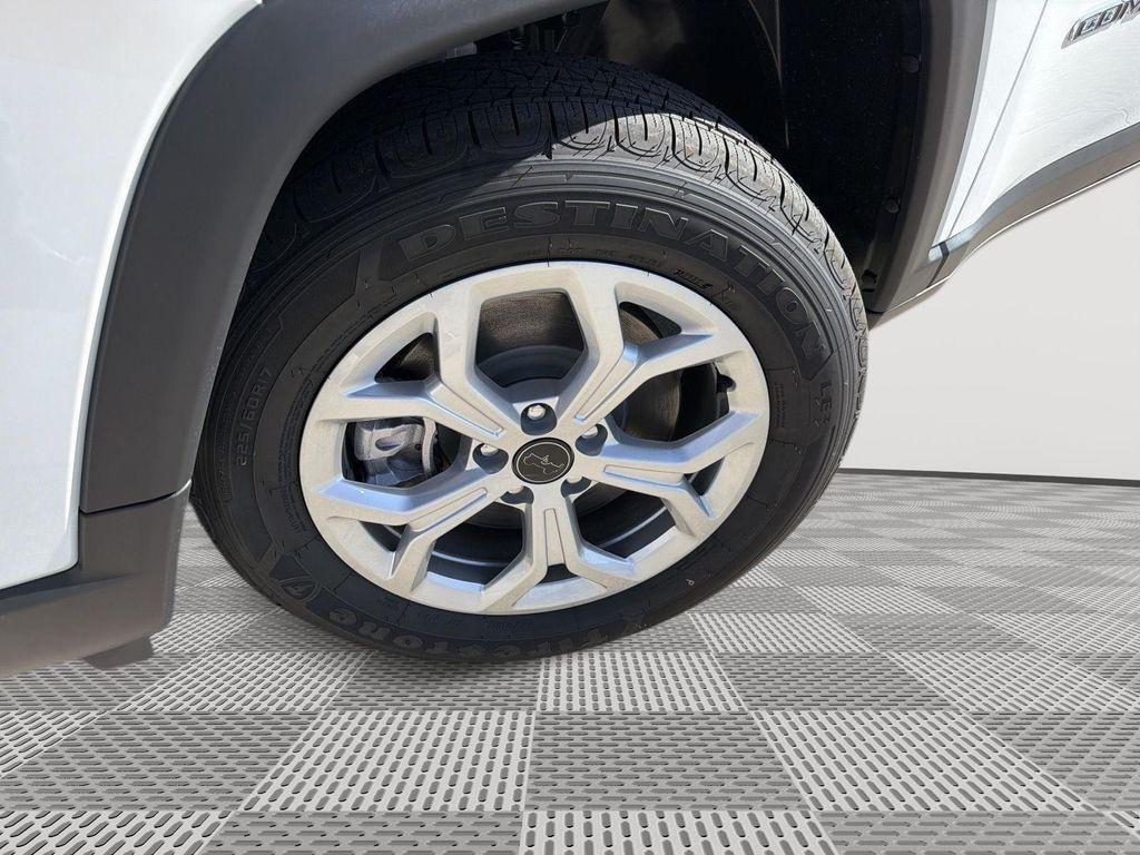 new 2026 Jeep Compass car, priced at $26,870