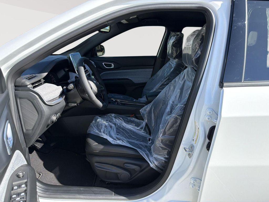 new 2026 Jeep Compass car, priced at $26,870