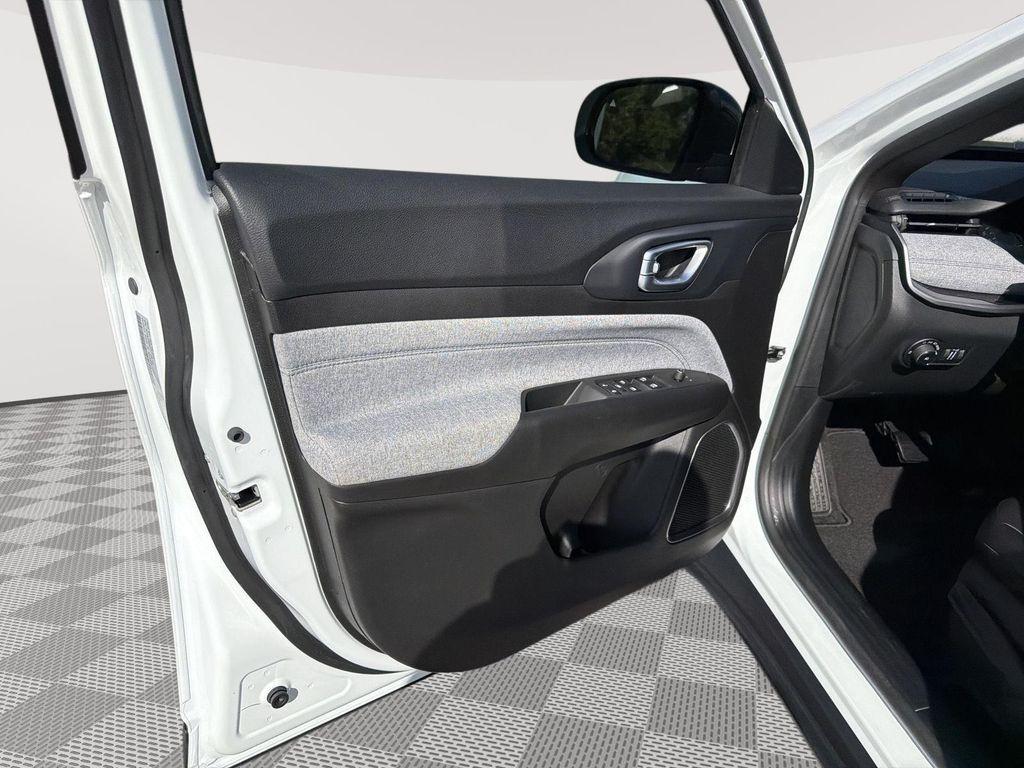 new 2026 Jeep Compass car, priced at $26,870