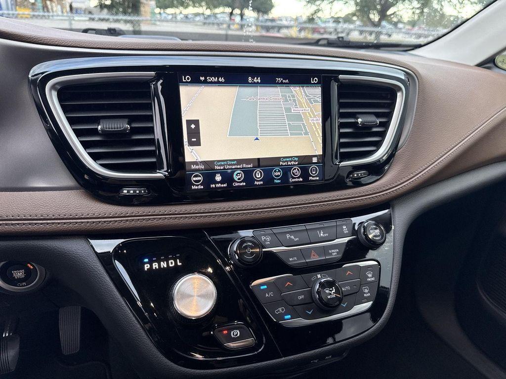 used 2018 Chrysler Pacifica Hybrid car, priced at $18,732