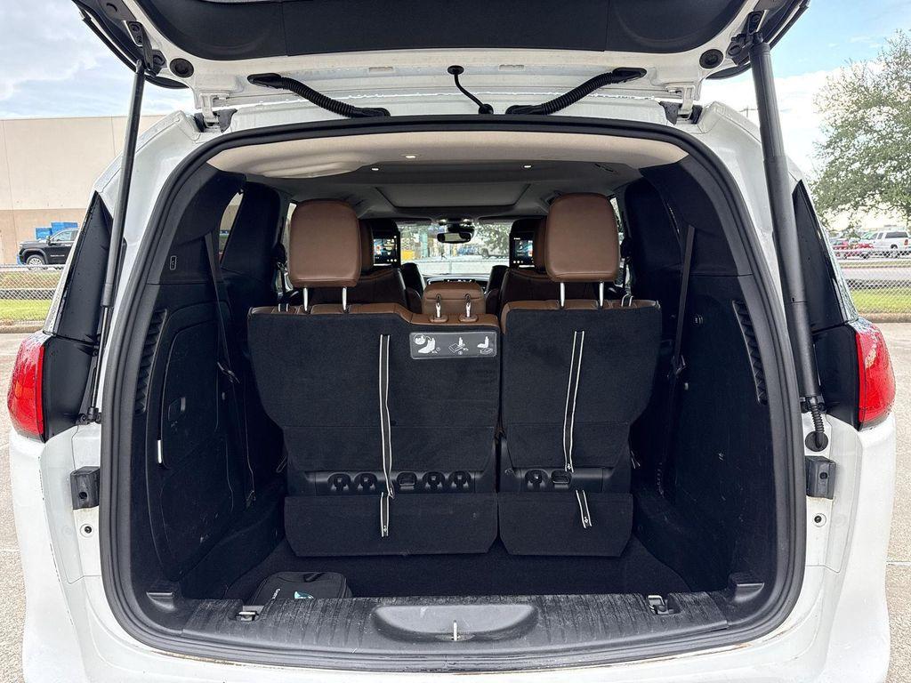 used 2018 Chrysler Pacifica Hybrid car, priced at $18,732