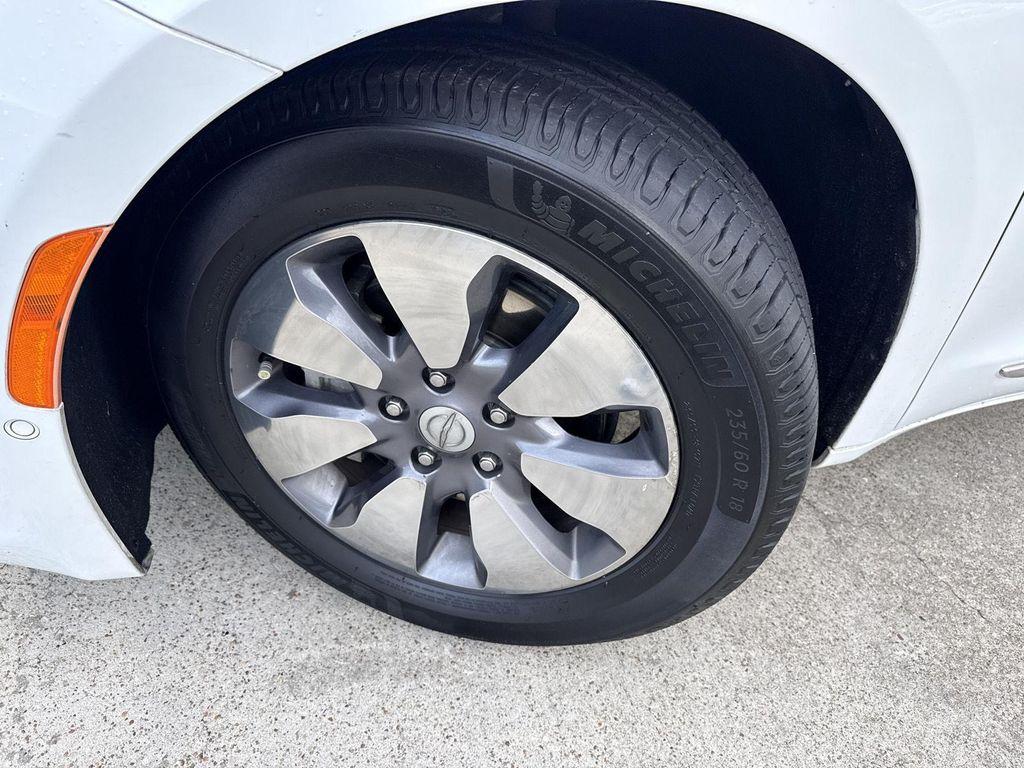 used 2018 Chrysler Pacifica Hybrid car, priced at $18,732