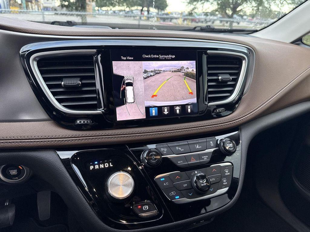 used 2018 Chrysler Pacifica Hybrid car, priced at $18,732