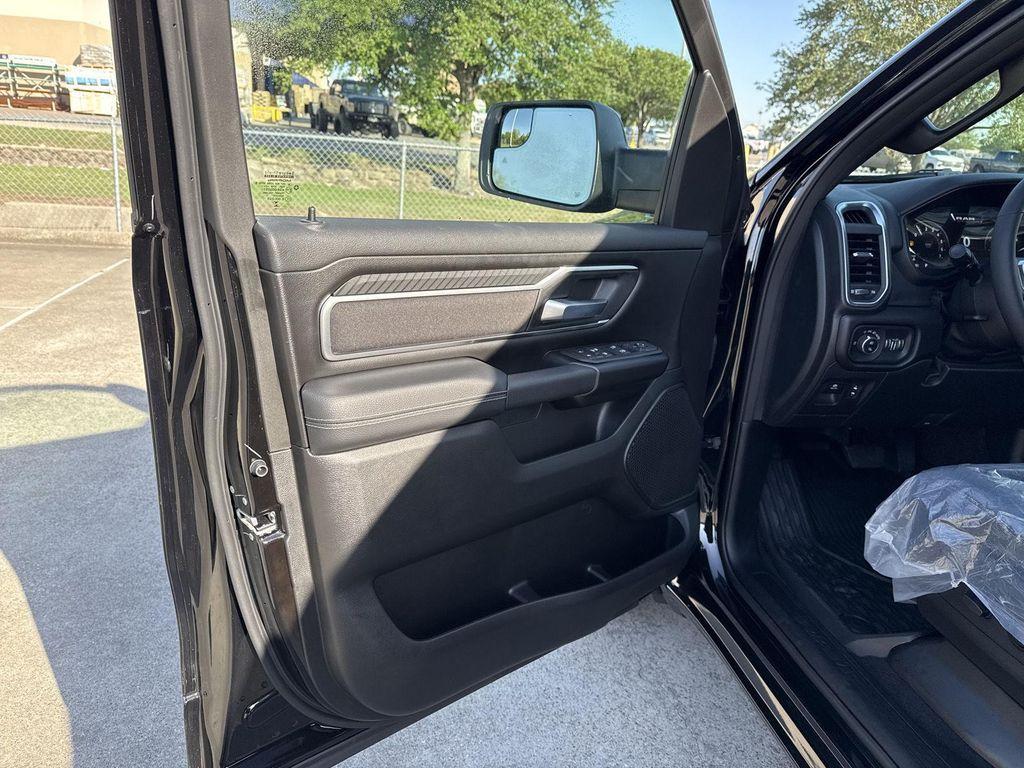 new 2025 Ram 1500 car, priced at $46,689