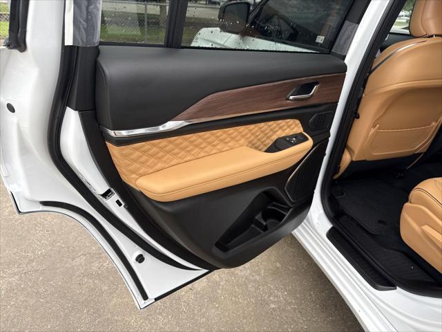 new 2025 Jeep Grand Cherokee L car, priced at $57,915