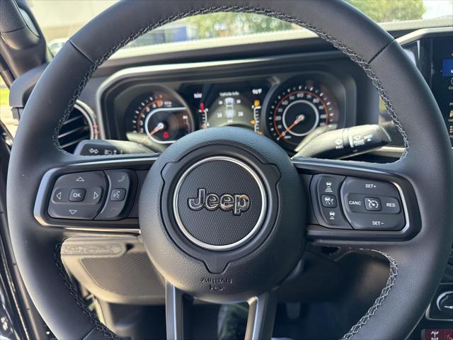 new 2025 Jeep Gladiator car, priced at $48,662