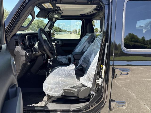 new 2025 Jeep Gladiator car, priced at $48,662